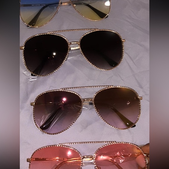 COPY - SUNGLASSES! Every size, color, shape and frame😍😍 - Picture 12 of 16